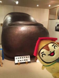 牛久大仏右足親指