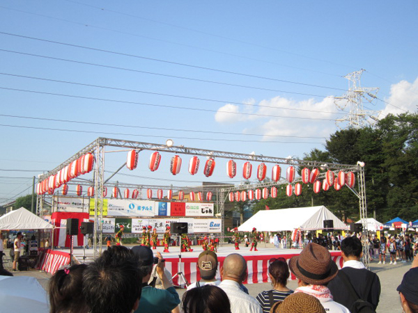 中央舞台